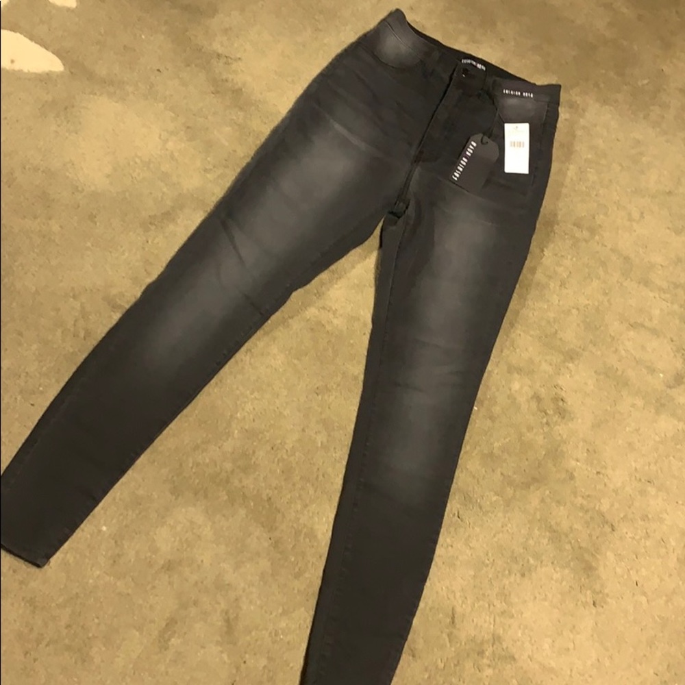FASHION NOVA BLACK WASHED OUT SKINNY JEANS- SZ 7